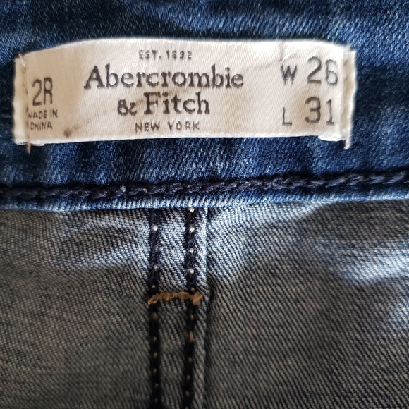 Abercrombie & Fitch Front Patch Pocket Skinny Jeans - Picture 7 of 8